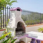 Con Vista Piscina נוטו