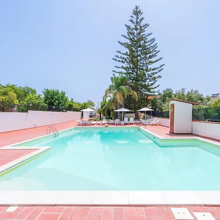 Apartment Con Vista Piscina Noto