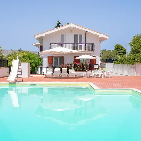 Con Vista Piscina דירה *